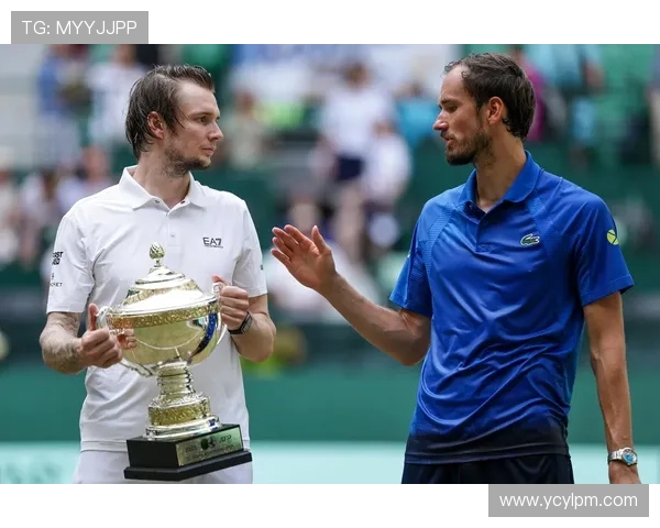 网球抢七大战布勃利克力克对手最终笑傲赛场全力逆转夺冠